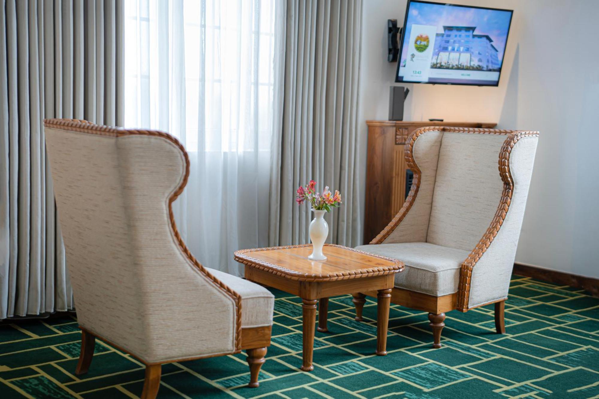 Araliya Green City - Your Gateway To Everything In Нувара-Елія Екстер'єр фото